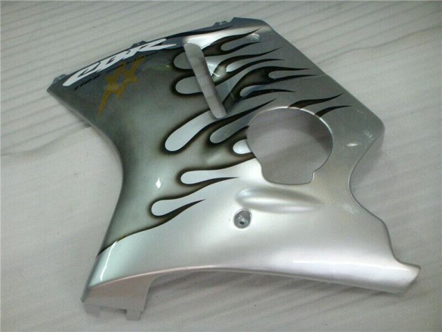 1996-2007 Honda CBR1100XX Blackbird Motorcycle Fairing - Silver Black Flame Canada for Sale