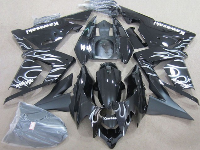 2004-2005 Kawasaki ZX10R Motorcycle Fairings - Black with White Flame Canada for Sale