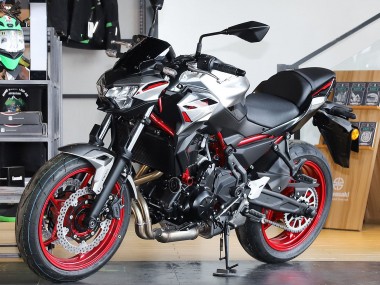 2020-2023 Kawasaki Ninja Z650 Motorcycle Fairings - Black Silver Red Canada for Sale