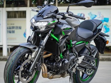 2020-2023 Kawasaki Ninja Z650 Motorcycle Fairings - Black Green Canada for Sale