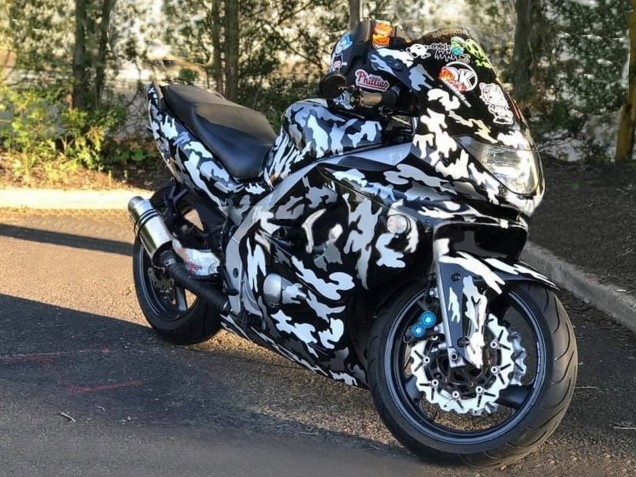 1996-2007 Yamaha YZF600R Thundercat Motorcycle Fairings - Black White Grey Camouflage Canada for Sale