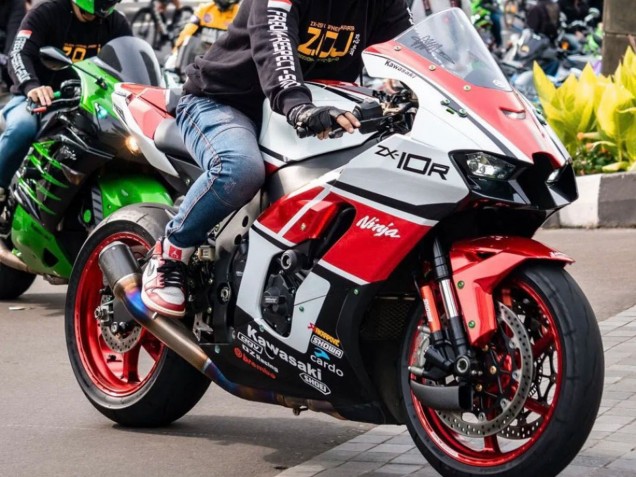 2021-2025 Kawasaki ZX10R Motorcycle Fairings - White Red Black Canada for Sale
