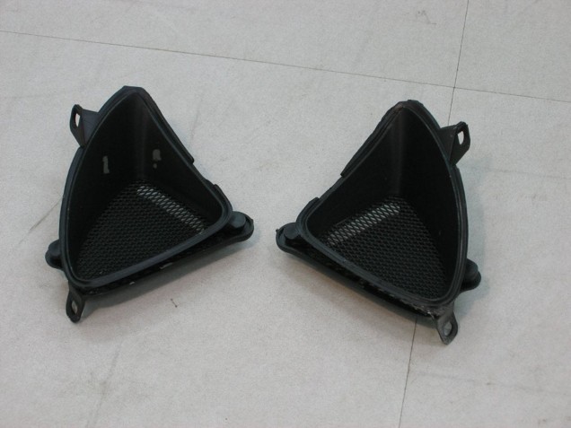 2004-2005 Honda CBR1000RR Motorcycle Fairings - White Blue Gold Rothmans Canada for Sale