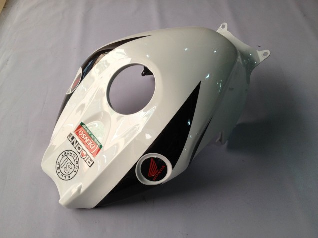 2012-2016 Honda CBR1000RR Motorcycle Fairings - White Glossy Black Rizoma Playboy Canada for Sale