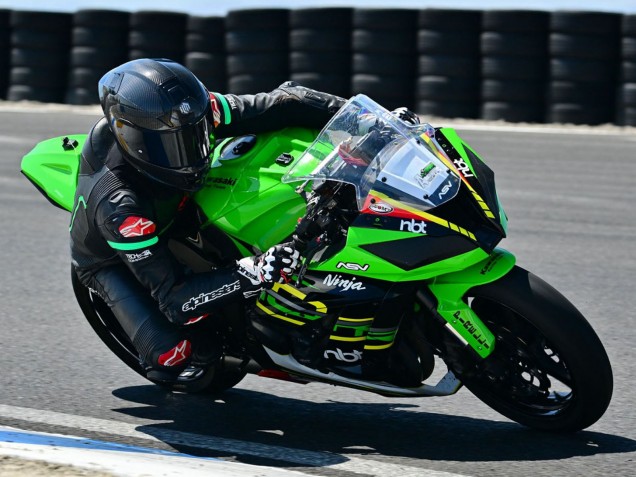 2011-2015 Kawasaki ZX10R Motorcycle Fairings - Green Yellow White Black Red Pirelli Canada for Sale