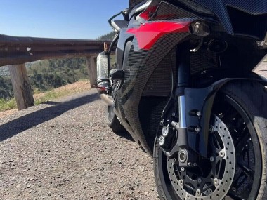 2020-2025 Yamaha YZF 1000 R1 Motorcycle Fairings - Black Carbon Fiber Red Canada for Sale