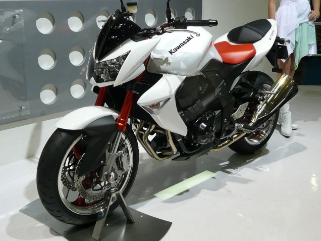 2003-2006 Kawasaki Z1000 Motorcycle Fairings - Pearl White Canada for Sale