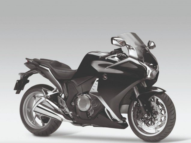 2010-2014 Honda VFR 1200 Motorcycle Fairings - Glossy Black Canada for Sale
