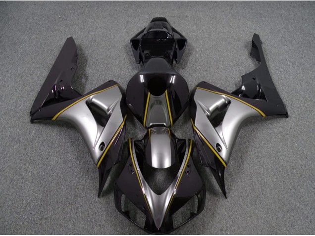 Silver with Yellow Pin Stripe 2006-2007 CBR1000RR Fairings Silver with Yellow Pin Stripe 2006-2007 CBR1000RR Fairings