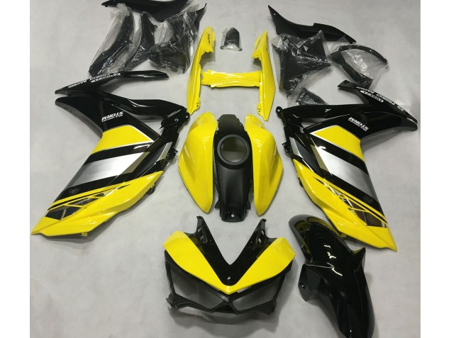 Yellow and Gloss Black 2015-2018 R3 Fairings Yellow and Gloss Black 2015-2018 R3 Fairings